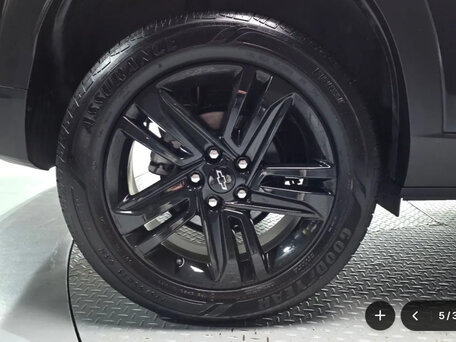 2023 Chevrolet Trax II, чёрный, 1550000 рублей, вид 5