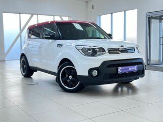2017 Kia Soul II Рестайлинг, белый, 1565000 рублей, вид 3