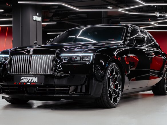 2025 Rolls-Royce Ghost Black Badge II Рестайлинг (Series II), чёрный, 46000000 рублей - вид 3