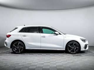 2021 Audi A3 Sportback 35 TFSI IV (8Y), белый, 3280000 рублей, вид 4