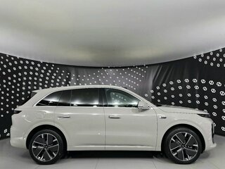 2025 Li Auto (Lixiang) L6 I, серый, 8990000 рублей, вид 3