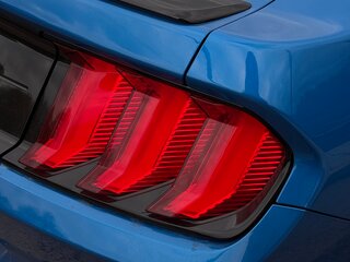 2021 Ford Mustang VI Рестайлинг, синий, 3280000 рублей, вид 5