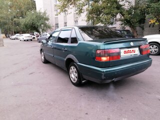 1995 Volkswagen Passat B4, зелёный, 215000 рублей, вид 5