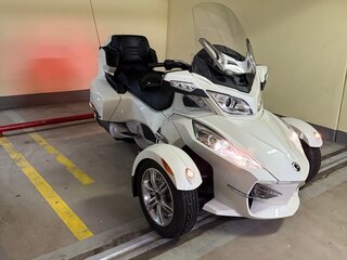 2011 BRP Can-Am Spyder, белый, 1500000 рублей, вид 5