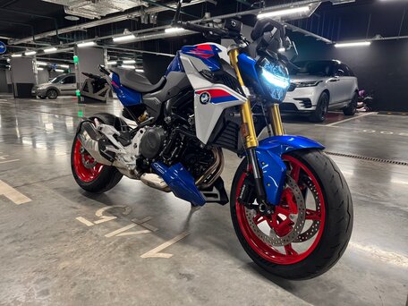 2024 BMW F 900 R, синий, 1350000 рублей, вид 2