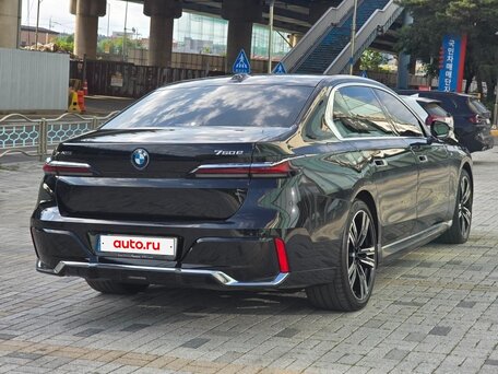 2025 BMW 7 серии 750e xDrive VII (G70), чёрный, 15330000 рублей, вид 2
