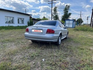 2008 Hyundai Sonata ТагАЗ IV (EF) Рестайлинг, серебристый, 400000 рублей, вид 4