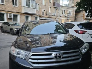 2011 Toyota Highlander II (XU40) Рестайлинг, чёрный, 1650000 рублей, вид 1