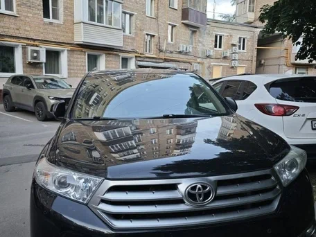 2011 Toyota Highlander II (XU40) Рестайлинг, чёрный, 1650000 рублей, вид 1