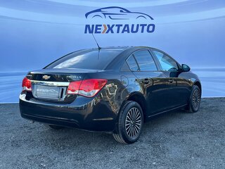 2011 Chevrolet Cruze I, чёрный, 600000 рублей, вид 5