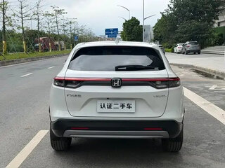 2023 Honda Vezel II, белый, 1393000 рублей, вид 3