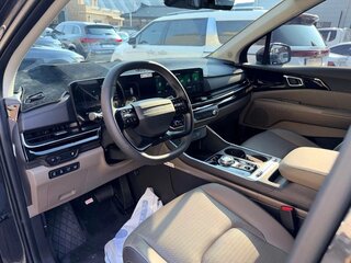 2025 Kia Carnival IV Рестайлинг, чёрный, 5900000 рублей, вид 4