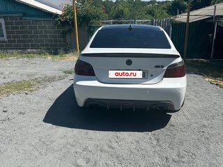 2006 BMW 5 серии 530i V (E60/E61), белый, 800000 рублей, вид 3