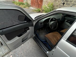 2009 Lada (ВАЗ) Priora I, серебристый, 300000 рублей, вид 2