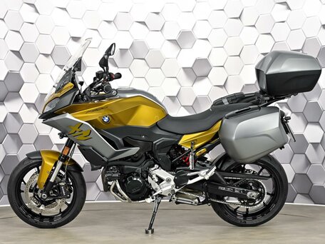 2021 BMW F 900 XR, золотистый, 1099000 рублей, вид 4