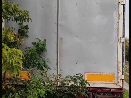 1999 Fruehauf Полуприцеп-бортовой, серый, 600000 рублей, вид 1