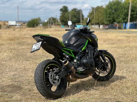 2021 Kawasaki Z 900, чёрный, 720000 рублей, вид 3