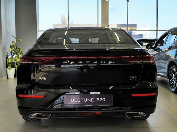 2024 Bestune B70 I Рестайлинг, чёрный, 2450000 рублей - вид 4