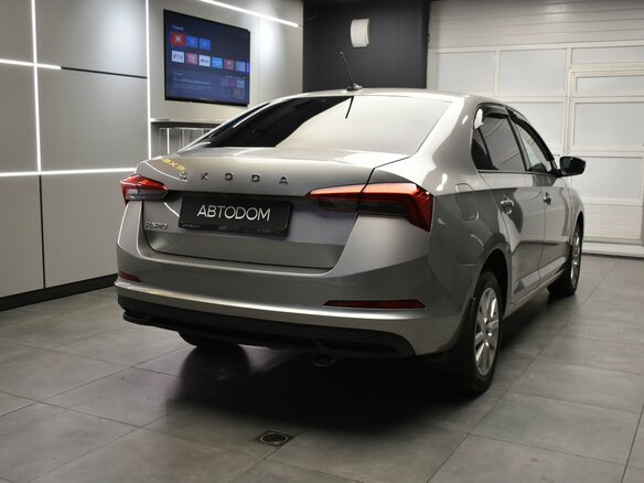 2021 Skoda Rapid II, серый, 1517000 рублей - вид 4
