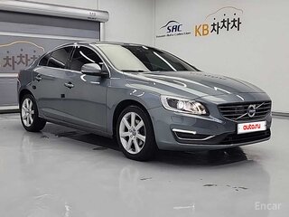 2018 Volvo S60 II Рестайлинг, серый, 1320123 рублей, вид 4