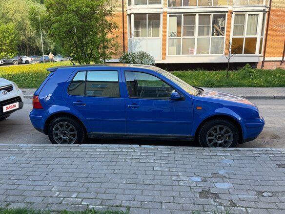 1998 Volkswagen Golf IV, синий, 215000 рублей - вид 4