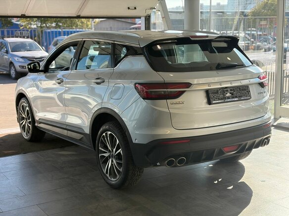 2022 Geely Coolray I, серебристый, 1249000 рублей - вид 4