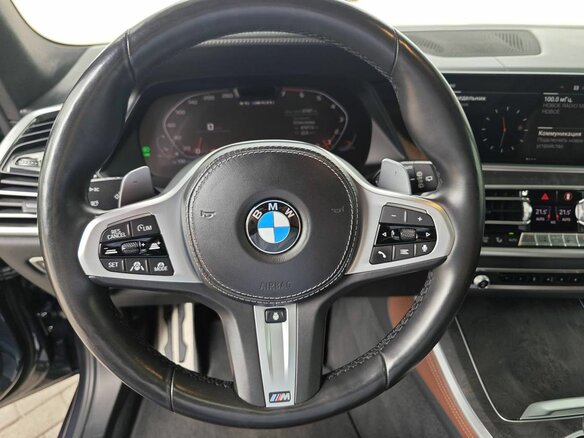 2021 BMW X5 M50i IV (G05/G18), серый, 8290000 рублей - вид 17