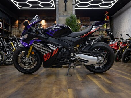 2026 Aprilia RSV4, фиолетовый, 2990000 рублей, вид 5