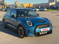 2021 Mini Hatch Cooper S III (F55/F56) Рестайлинг 2, синий, 2990000 рублей - вид 1