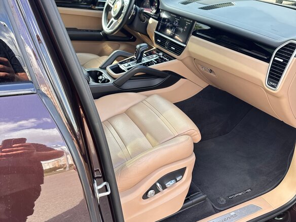 2020 Porsche Cayenne III, коричневый - вид 12
