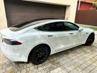 2019 Tesla Model S 75D I Рестайлинг, белый, 4000000 рублей, вид 5