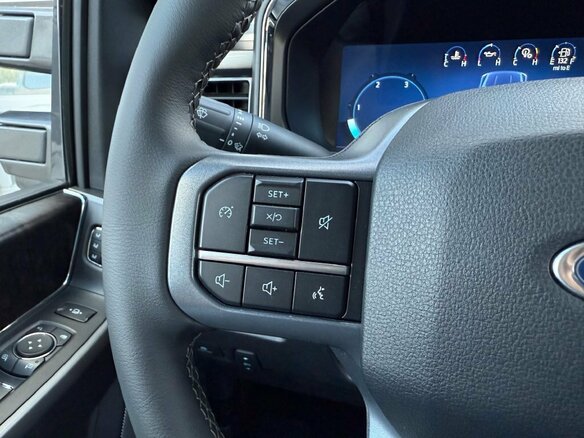 2026 Ford F-350, серый, 13980000 рублей - вид 30