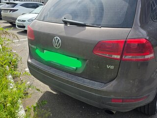2010 Volkswagen Touareg II, коричневый, 1600000 рублей, вид 4