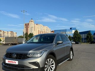 2021 Volkswagen Tiguan II Рестайлинг, серебристый, 2850000 рублей, вид 2