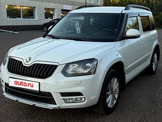 2014 Skoda Yeti I Рестайлинг, белый, 950000 рублей, вид 4