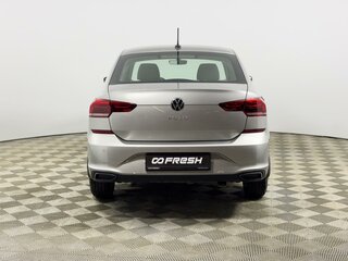 2021 Volkswagen Polo VI, серебристый, 1573200 рублей, вид 4