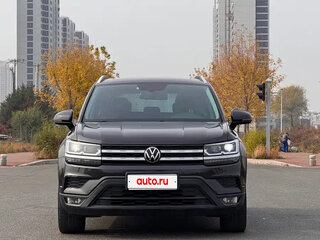 2022 Volkswagen Tharu I, чёрный, 1645018 рублей, вид 2