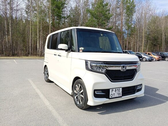 2017 Honda N-BOX II, белый, 1043000 рублей - вид 1