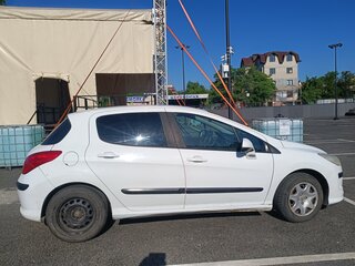 2008 Peugeot 308 I, белый, 700000 рублей, вид 4