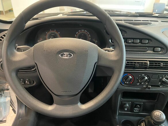 2025 Lada (ВАЗ) Niva Travel I, серебристый, 1383000 рублей - вид 8