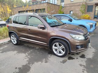 2013 Volkswagen Tiguan I Рестайлинг, коричневый, 1550000 рублей, вид 3