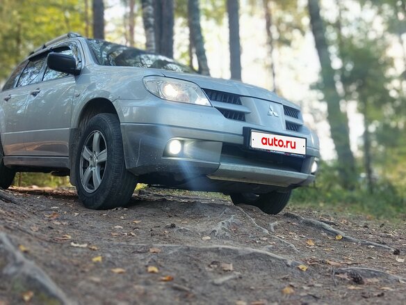 2007 Mitsubishi Outlander I, серебристый, 650000 рублей - вид 8