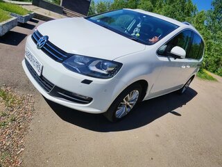 2013 Volkswagen Sharan II, белый, 1300000 рублей, вид 5