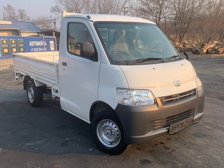 2016 Toyota Dyna, белый, 1760000 рублей, вид 4