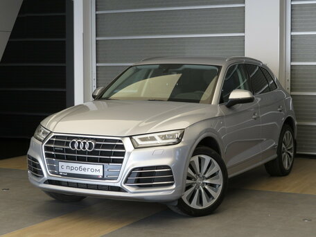 2020 Audi Q5 II (FY), серебристый, 3210000 рублей, вид 1