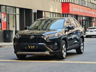 2022 Toyota RAV4 V (XA50), чёрный, 4050222 рублей, вид 1
