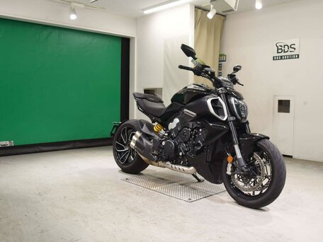 2023 Ducati Diavel V4, чёрный, 2450000 рублей, вид 3