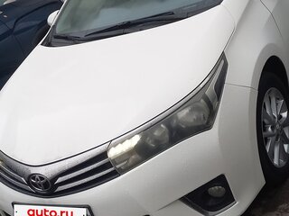 2014 Toyota Corolla XI (E160, E170, E180), белый, 1180000 рублей, вид 2