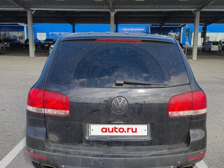 2005 Volkswagen Touareg I, чёрный, 500000 рублей, вид 2