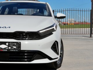 2026 Kia K3 II (China Market) Рестайлинг, белый, 2080000 рублей, вид 2